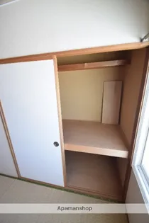 ファミール川端B【2階】の内装