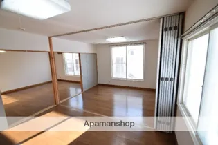 ファミール川端B【2階】の内装