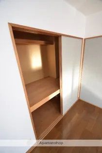 ファミール川端B【2階】の内装