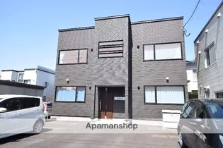 PLUS【1階】の外観