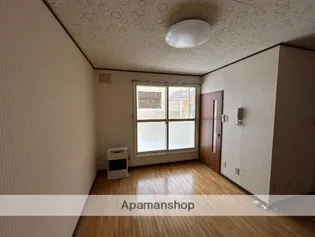 ジュネス7.3【2階】の居間