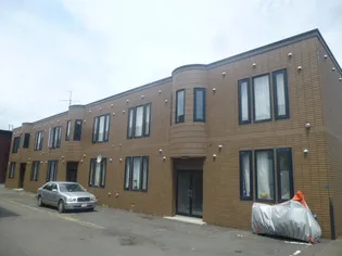 ヴィラ森林公園参番館の画像