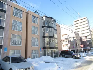 ラパン・アジールA【4階】の外観