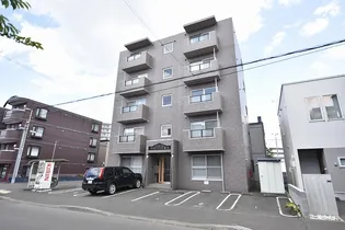 グランメール麻生【102TR号室】の外観