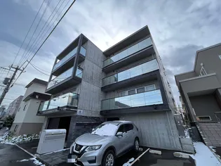 RS18(アールエス18)【2階】の外観