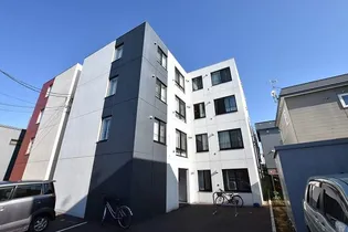 ラ レーヴィアの画像