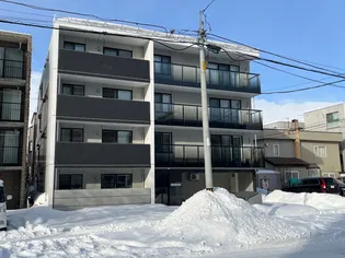 ロイヤルガーデン北6条の画像