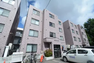 ロージェ中の島の画像