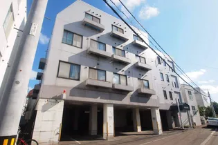 グランドールイケダの画像