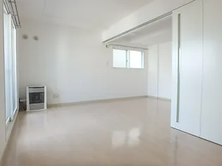 アルバミュウ【4階】の居間