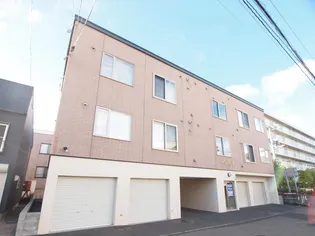 ロアール【102号室】の外観