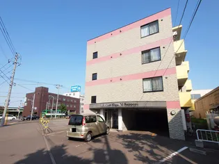 ミ・ピアーチェ東札幌【4階】の外観