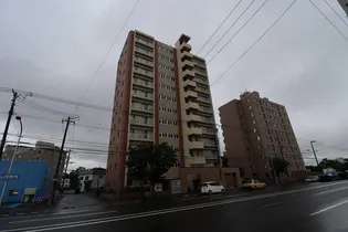 グラティア平岸の画像