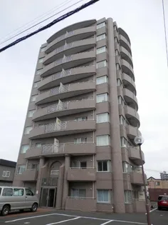 プレサント平和通Ⅱ【102号室】の外観