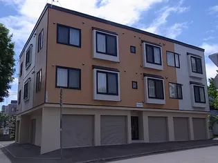 アルキオーネ平和通の画像