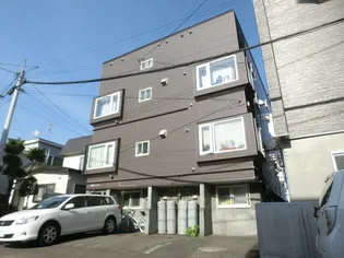 壱番館クレッセント【101号室】の外観