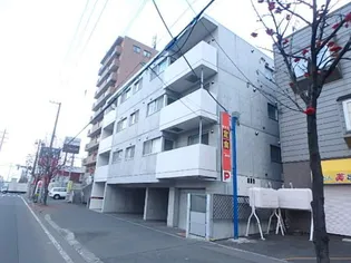 アルバミュウ【4階】の外観