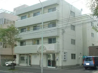 白栄ビル南郷【203号室】の外観