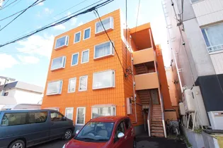 ローヤルハイツ南郷15【106号室】の外観