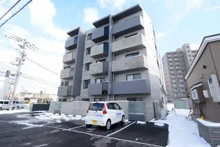 ラヴェーラ福住の画像