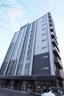 サンコート本通 ガーデンヒルズ【8階】の外観