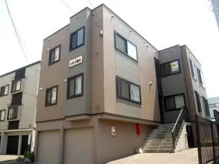 シオン高木の画像