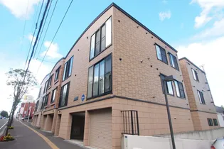 アドバンス南郷14【102号室】の外観