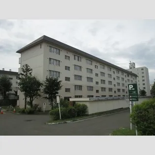 札幌西月寒団地1号棟の画像