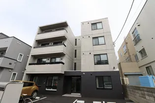 THREE R 菊水(スリーアール)【3階】の外観