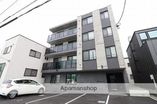 インフィニティ東札幌【1階】の外観