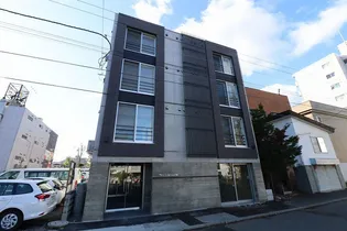 ドルチェ南郷8【4階】の外観