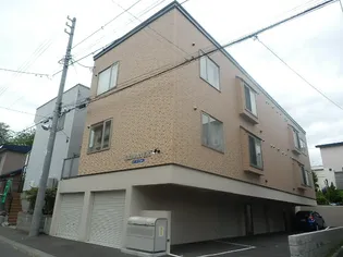 ガーネット白石の画像