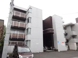 ルピナス宮の森の画像