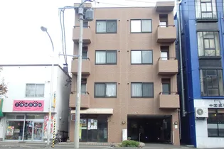 ΑK’S【101号室】の外観