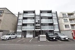 カプチーノ【1階】の外観