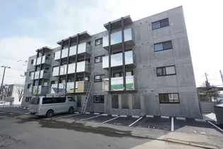 ART HILLS【2階】の外観