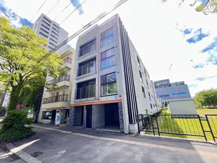 シャトーライフ近代美術館前1【2階】の外観