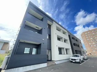 CREST【1階】の外観