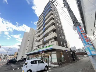 スペチアーレ麻生【10階】の外観