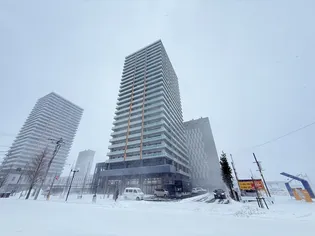 プレミストタワーズ札幌苗穂AQUAGATE【13階】の外観