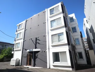 シュヴァルツヴァイス【1階】の外観