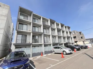 プルミエールメゾン南円山【1階】の外観