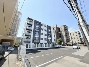 ビッグレジデンス円山宮ケ丘【1階】の外観