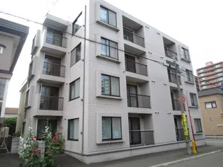 ルナグランス山鼻【3階】の外観