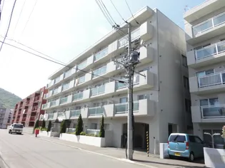 ガーデンハウス山鼻南Ⅱ【502号室】の外観
