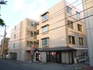 ジャグランス宮の森の画像