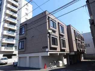 R’S北円山【102号室】の外観