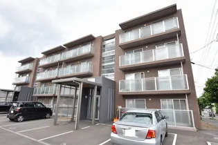 エレガンス47の画像