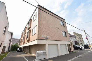 グレイス八軒【202号室】の外観