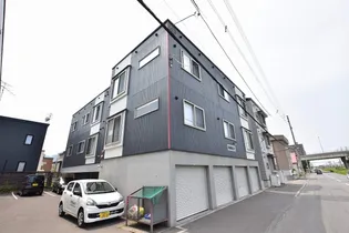 ルポ・プルミエール【3階】の外観